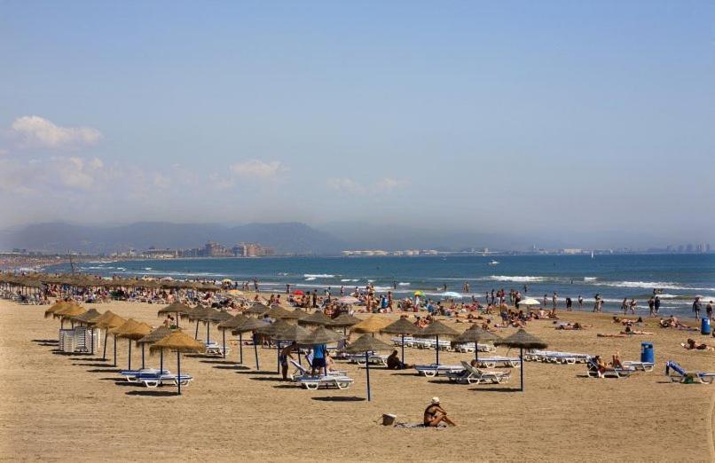 Sweets Rooms On The Beach Valensiya Dış mekan fotoğraf